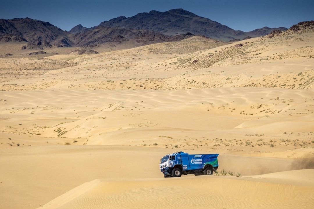          - 'ظ ' , «-», «ظ », «ظ »