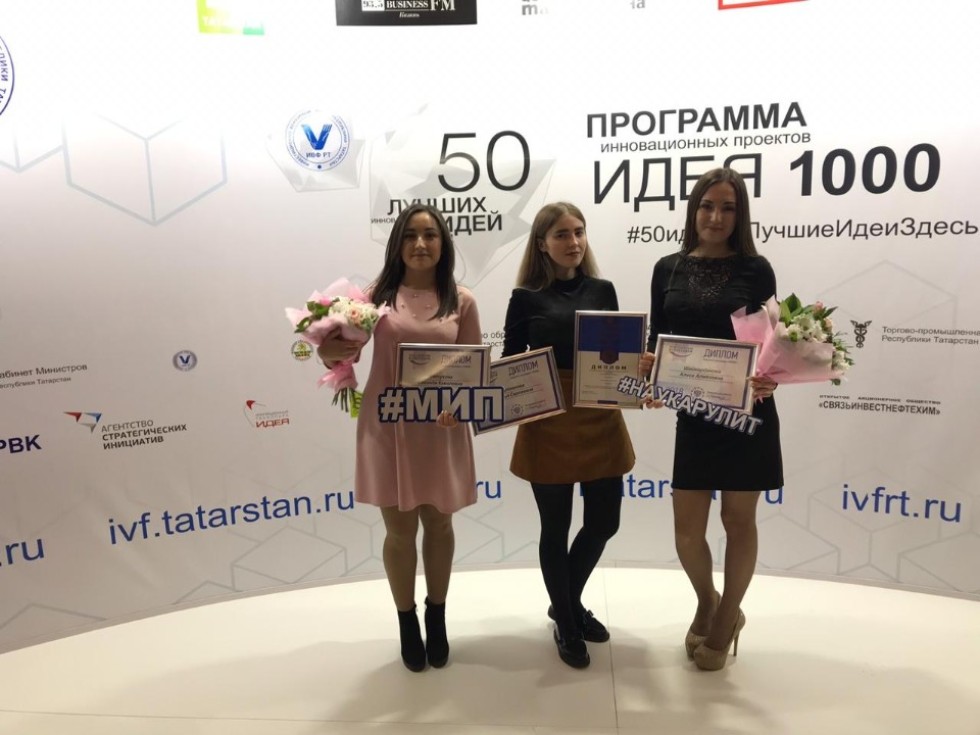 ������ ���