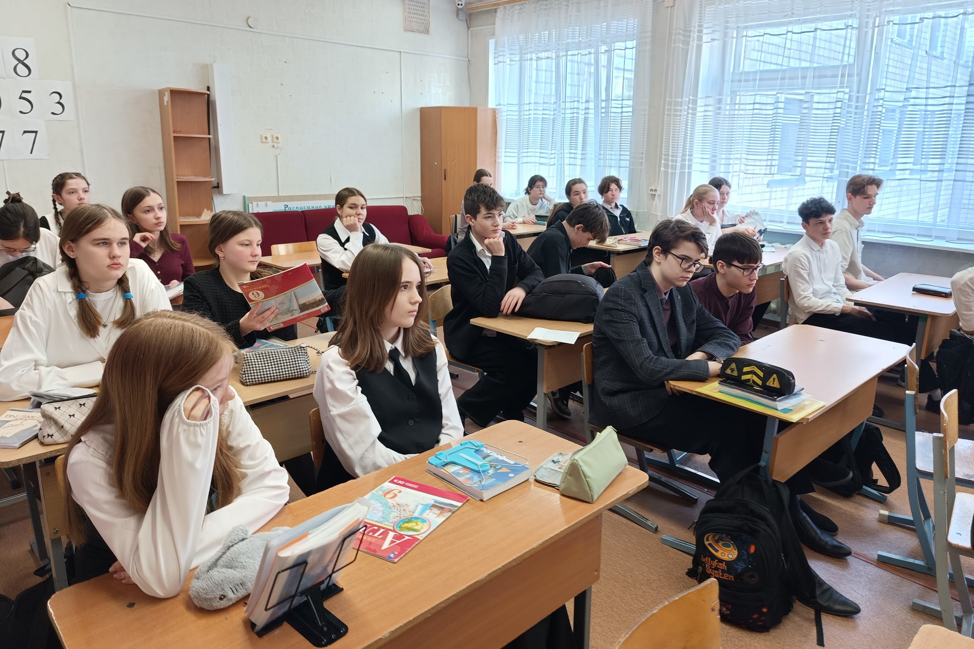 Преподаватели Елабужского института КФУ провели профориентационные встречи в школах и колледже Удмуртии Преподаватели Елабужского института КФУ провели профориентационные встречи в школах и колледже Удмуртии