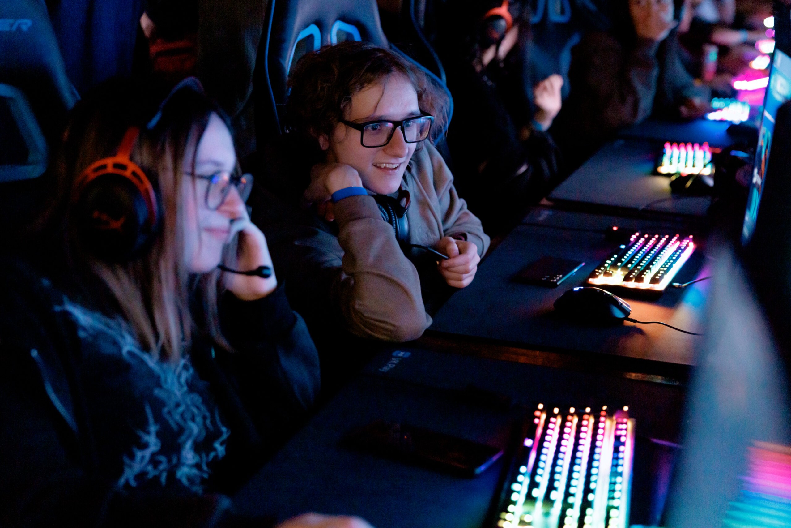 Инди-игры ? будущее геймдев или большой эксперимент Инди-игры ? будущее геймдев или большой эксперимент