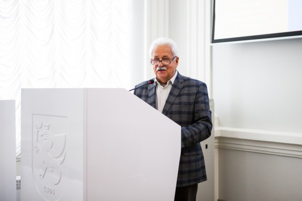 � ���������� ��������� ���������� V ������������� ������-������������ ����������� '����������� �������� ��������� � ������������ ������: ������ � ��������'