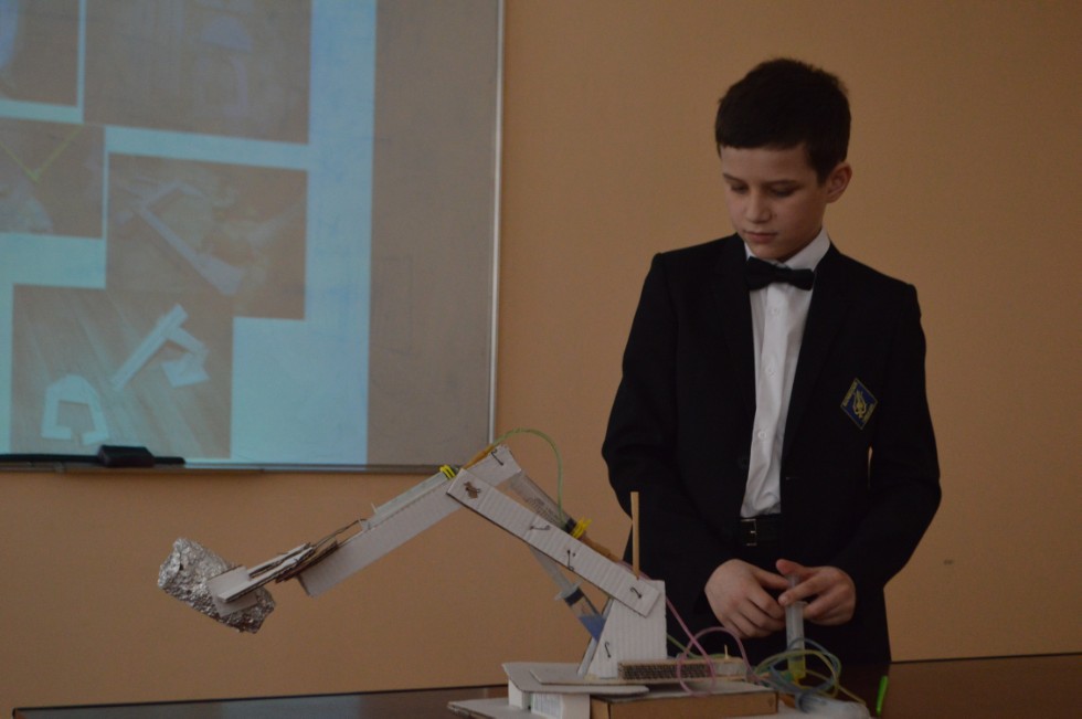 ������ ��� 4-7 ������� ���������, ������������� � ���������� � ����������� ��������