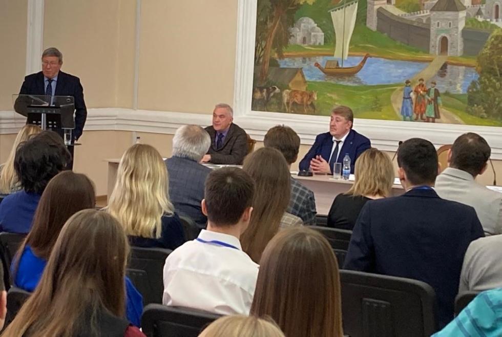 ��������-����������� �������� ���� ������������ � �������� ��������