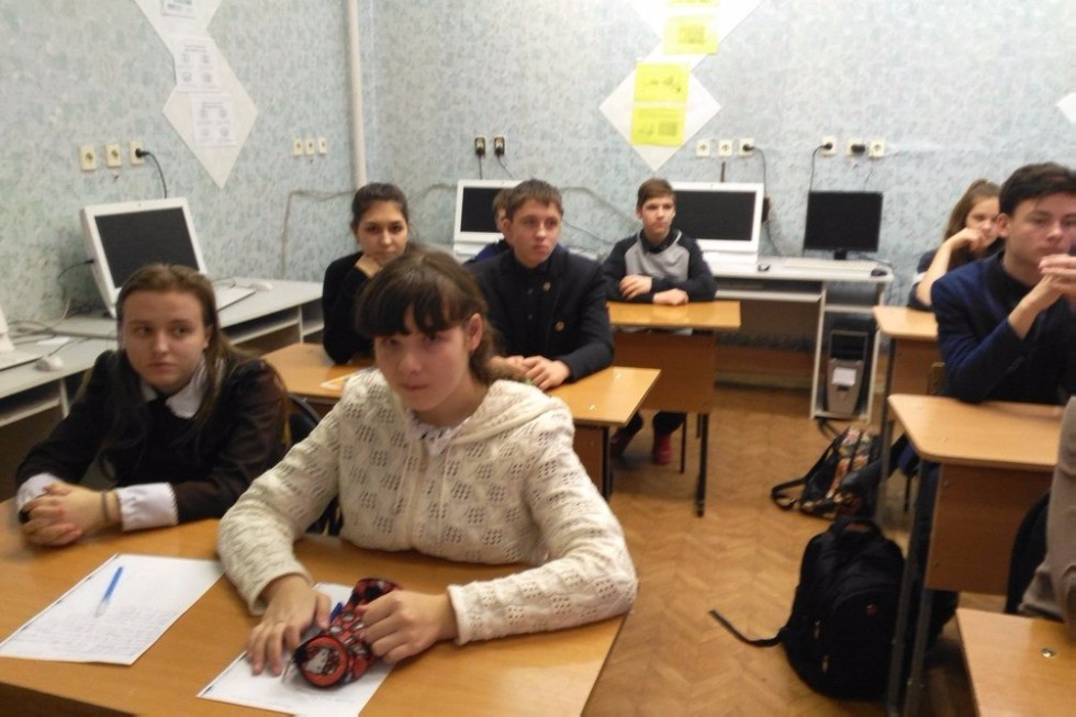 Встреча со старшеклассниками Бехтеревской школы Встреча со старшеклассниками Бехтеревской школы