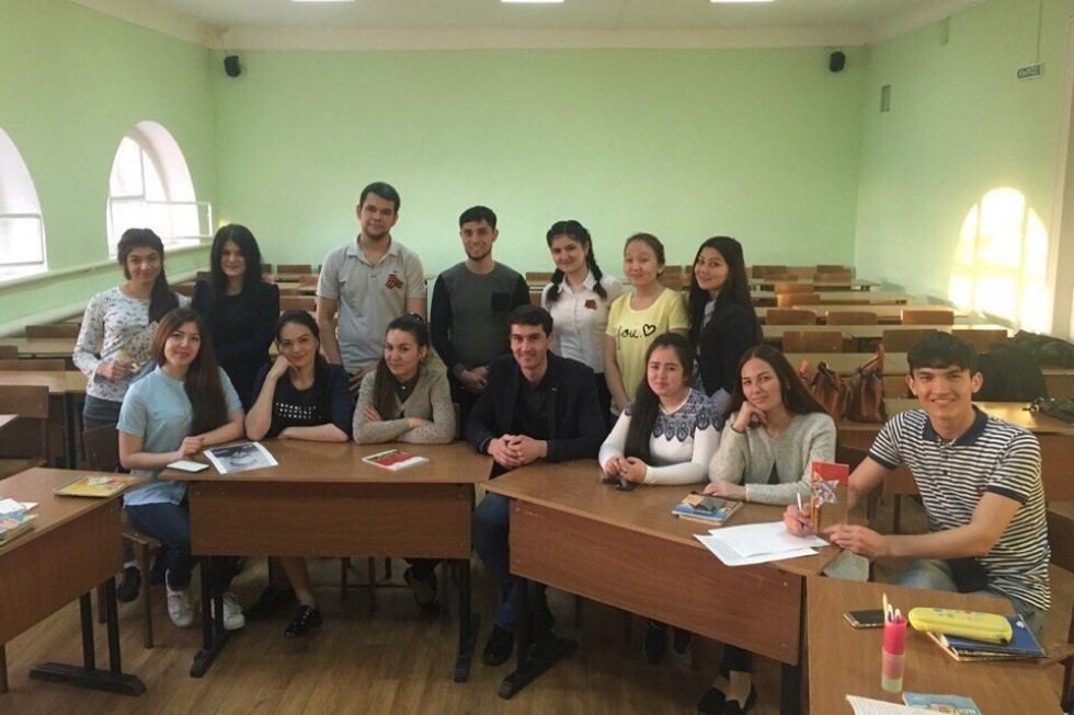 Круглый стол 'Герой моей страны' Круглый стол 'Герой моей страны'