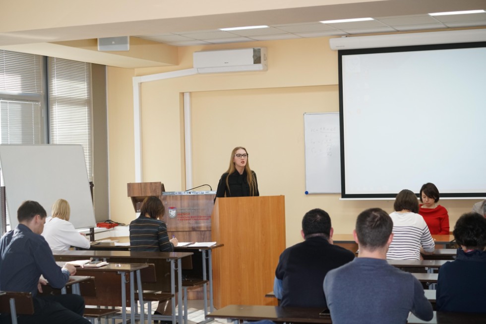 ���������� ��������� ������� ������ ��������� ���������-����������� ���� � �������� ������������