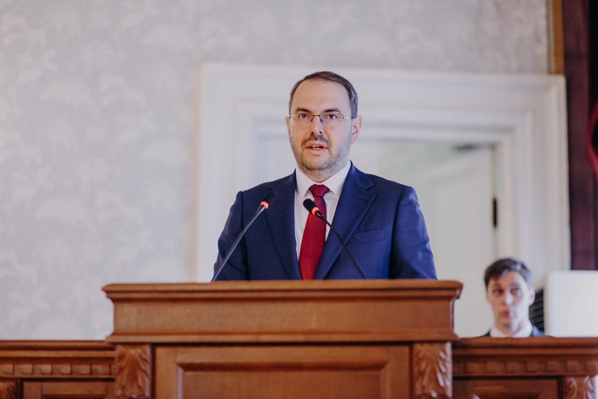 Константин Могилевский: 'КФУ ? один из лидирующих университетов по подготовке историков' Константин Могилевский: 'КФУ ? один из лидирующих университетов по подготовке историков'