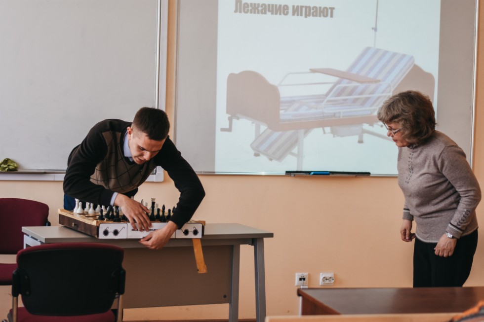 ����� ��������� ���� ������������� 