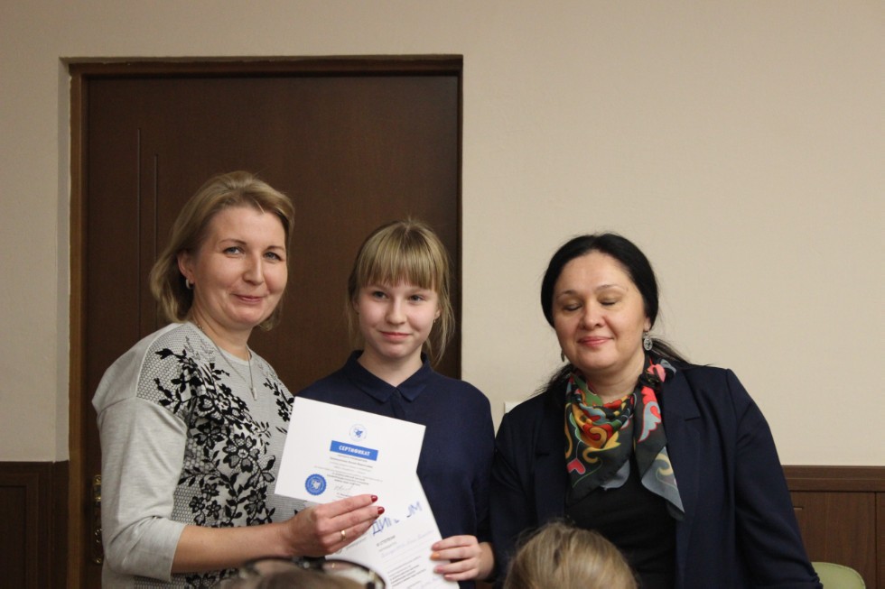 235 �����������