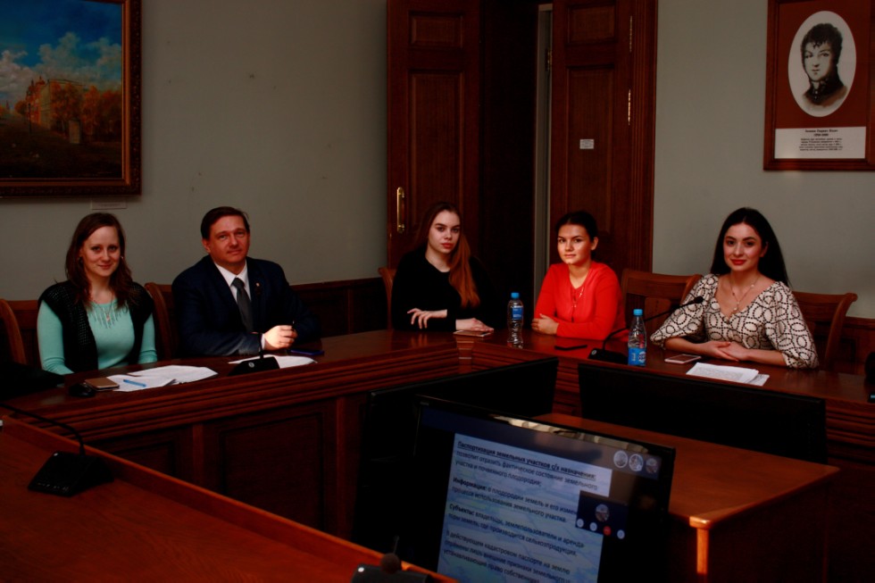 ������� ����