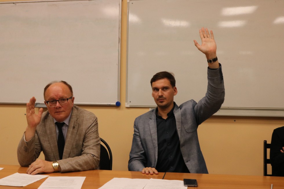 ��������� ������ ������� ������ � ����������� ���� ����