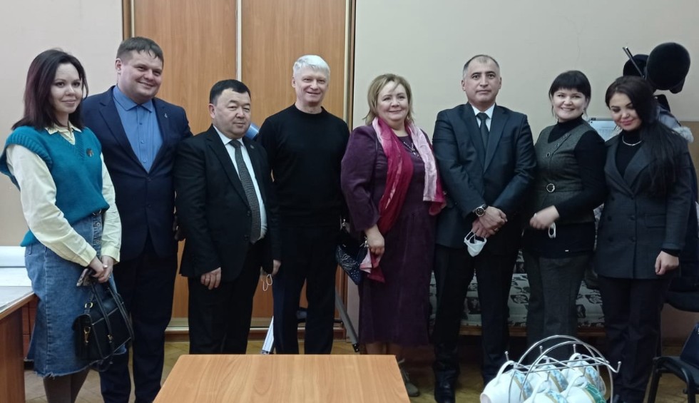 Сегодня кафедру Астрономии и космической геодезии посетила делегация НУУз ,сотрудничество, делегация НУУз, сотрудничество с Узбекистаном