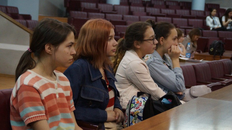 6  ��� � ��������� ��������� � ������������� ������������ ���������� ����� '����� ��������� �� ���� ����!'