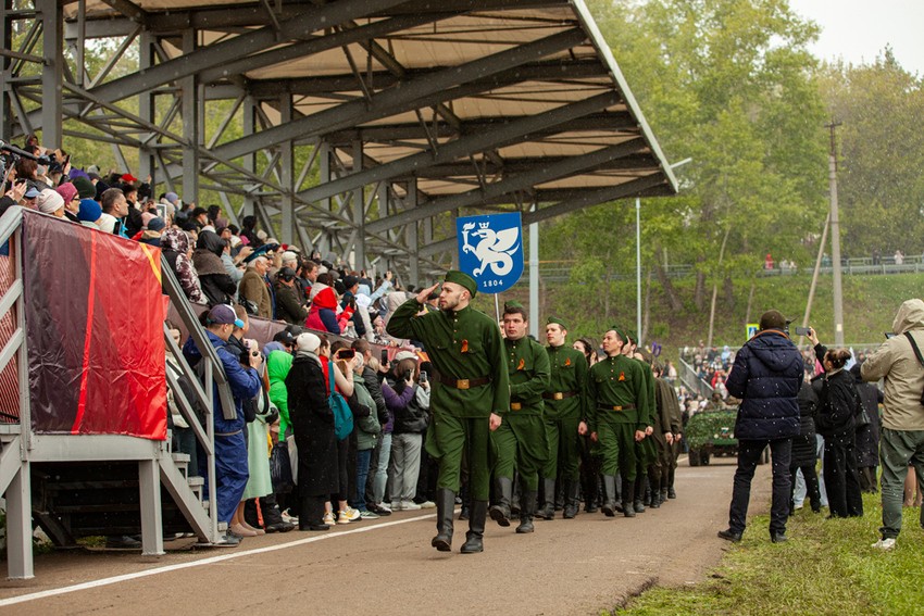Елабужский институт КФУ участвовал в общегородском празднике ко Дню Победы Елабужский институт КФУ участвовал в общегородском празднике ко Дню Победы