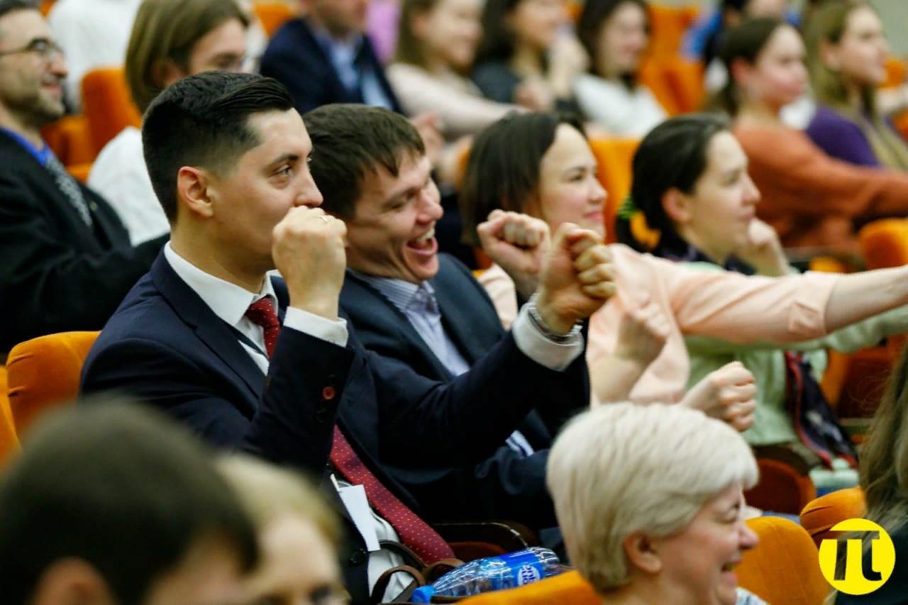 КОСИНУС Пи - КОнкурс СИНхронных и УСтных Переводчиков в Казани! КОСИНУС Пи - КОнкурс СИНхронных и УСтных Переводчиков в Казани!