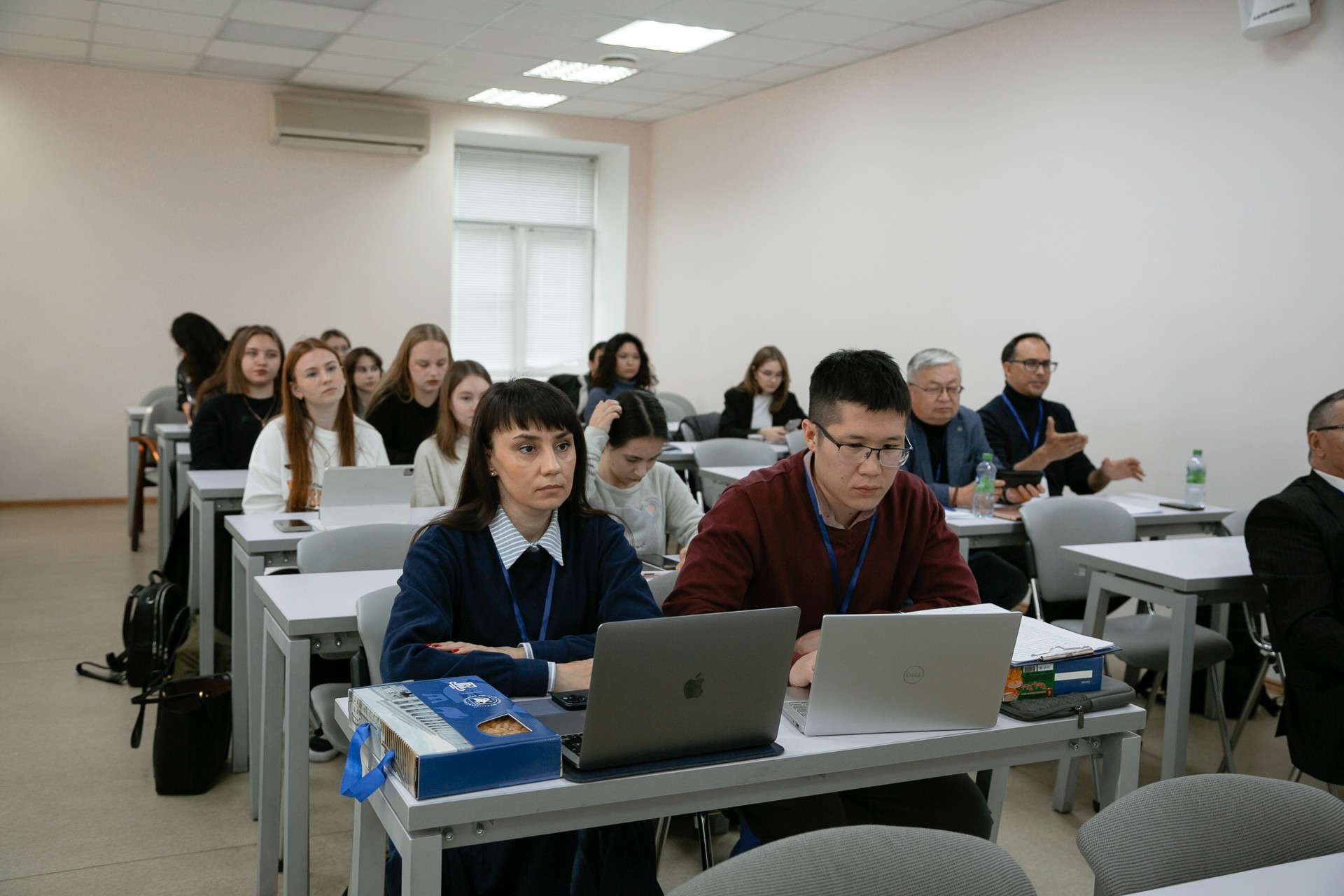 ������-�����