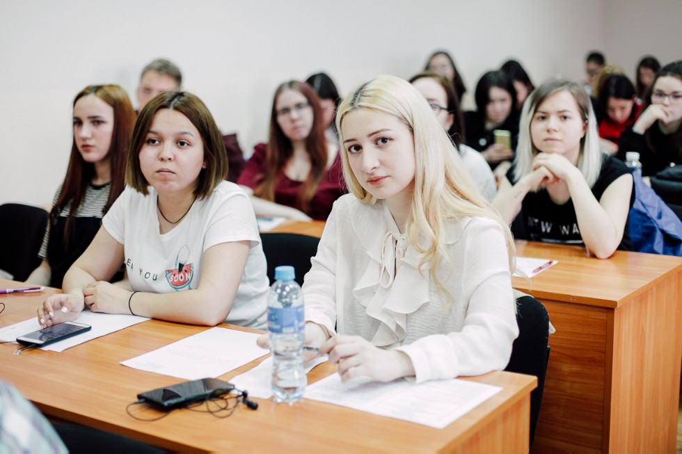 В ИМО КФУ прошла 9-ая Международная научно-практическая конференция по корееведению 'Россия-Корея: настоящее и будущее российского корееведения' В ИМО КФУ прошла 9-ая Международная научно-практическая конференция по корееведению 'Россия-Корея: настоящее и будущее российского корееведения'