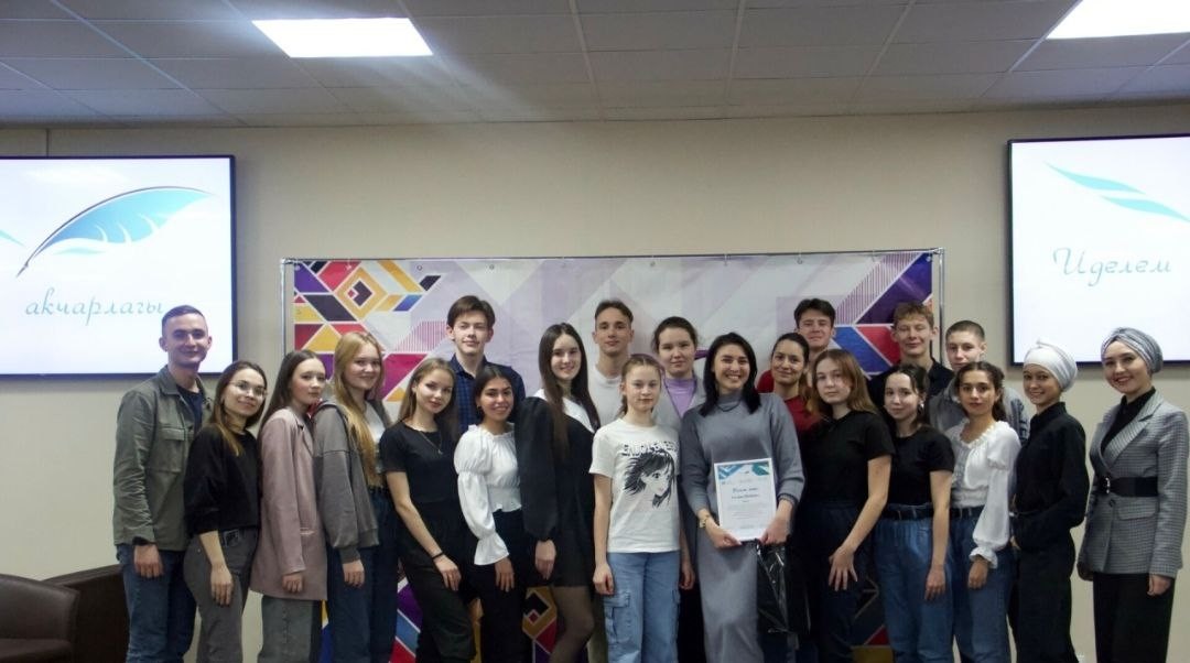 'Рухият' түгәрәгенең алдынгылары ? 'Иделем акчарлагы' бәйгесенең призерлары 'Рухият' түгәрәгенең алдынгылары ? 'Иделем акчарлагы' бәйгесенең призерлары