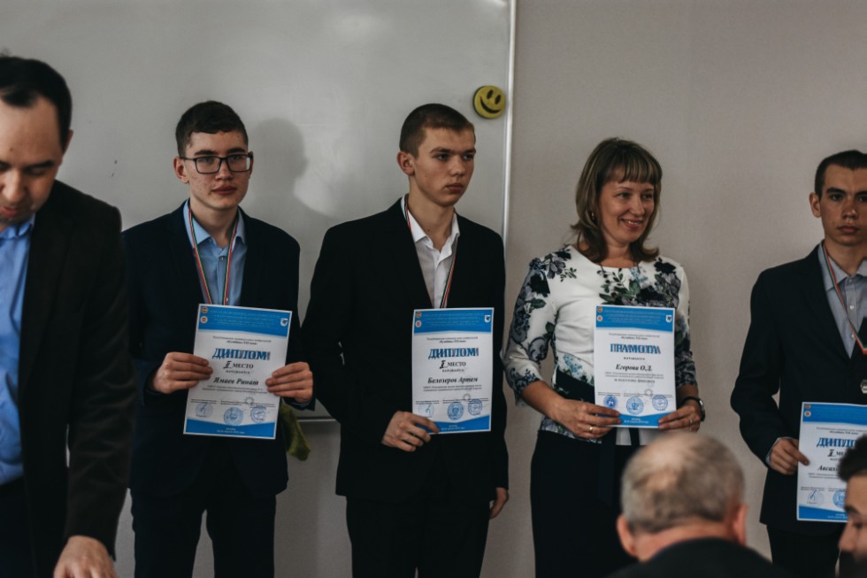 ����� ��������� ���� ������������� 