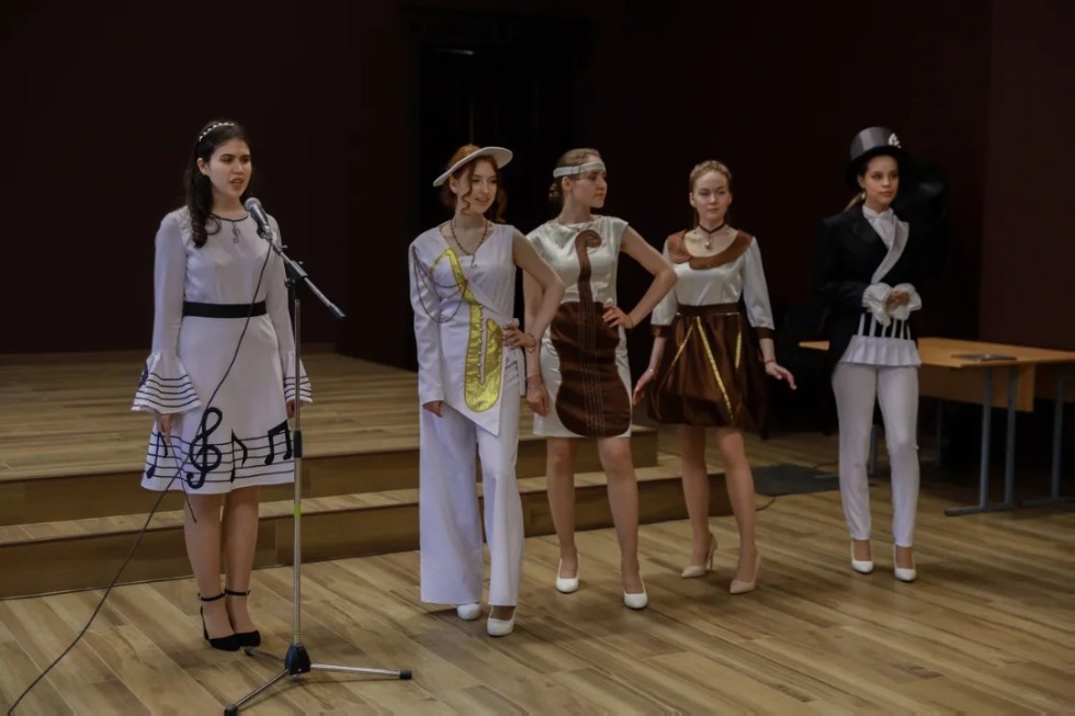 ������� ���������� ���������� � ����� ������� ������������� ��������� �� ����������