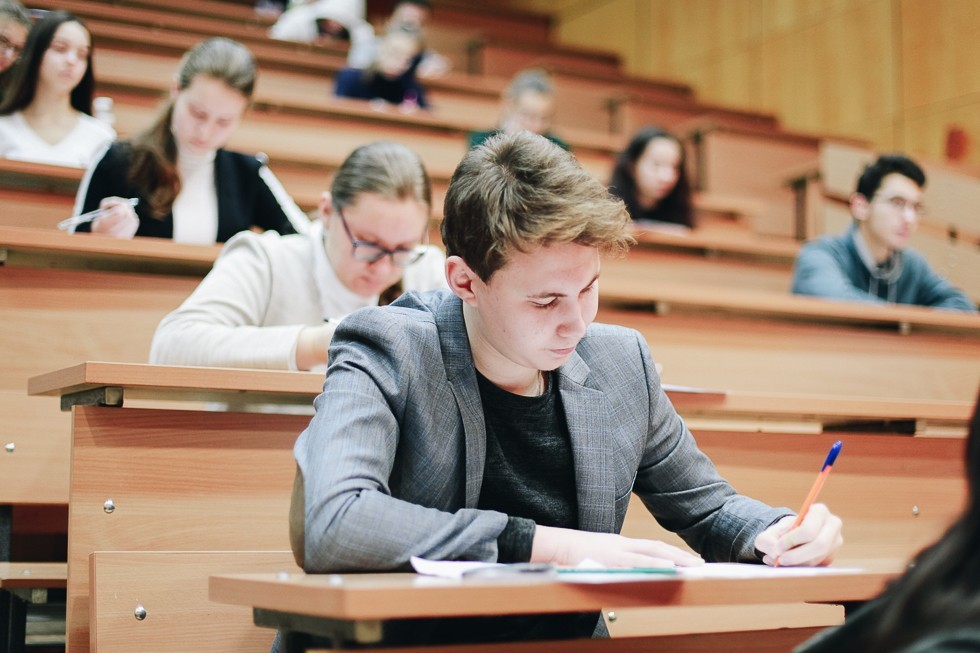 В КФУ прошла Межрегиональная предметная олимпиада по истории В КФУ прошла Межрегиональная предметная олимпиада по истории