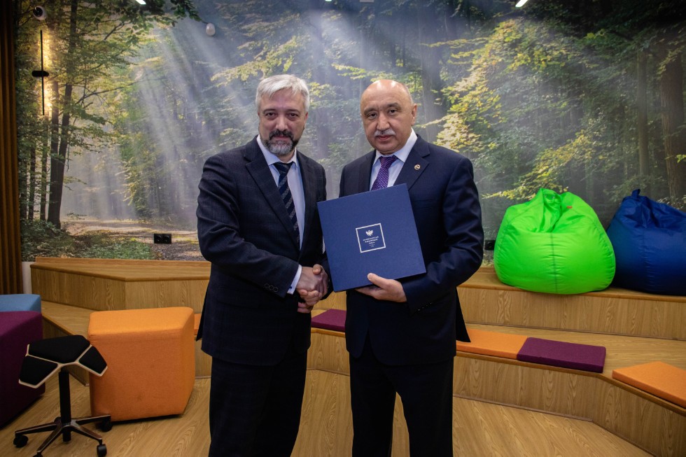 3 февраля в рамках рабочего визита в Казанский федеральный университет делегация Россотрудничества 3 февраля в рамках рабочего визита в Казанский федеральный университет делегация Россотрудничества