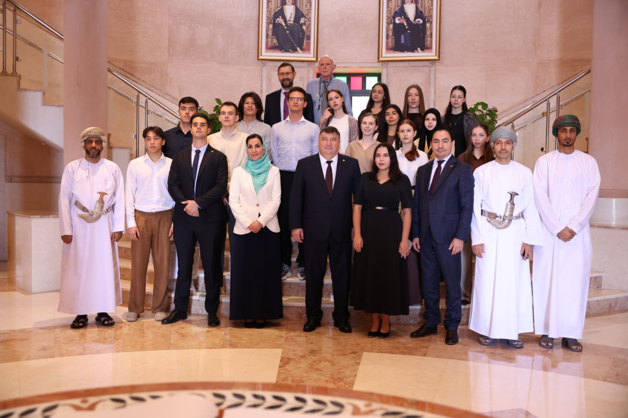 Делегация КФУ находится с официальным визитом в Султанате Оман Делегация КФУ находится с официальным визитом в Султанате Оман