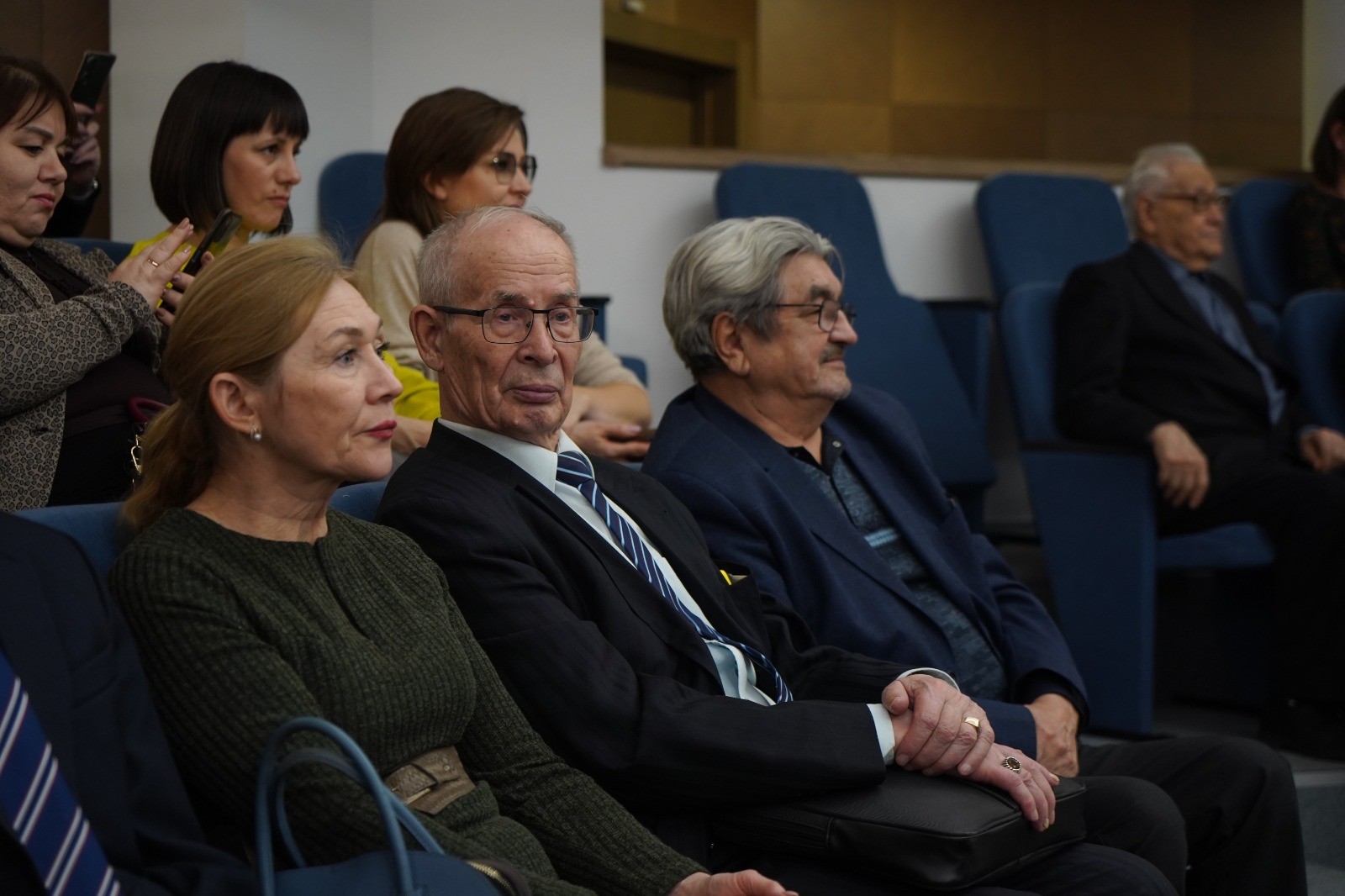 � ��� ������������ ����� ��������� ��������� ,� ��� ������������ ����� ��������� ���������