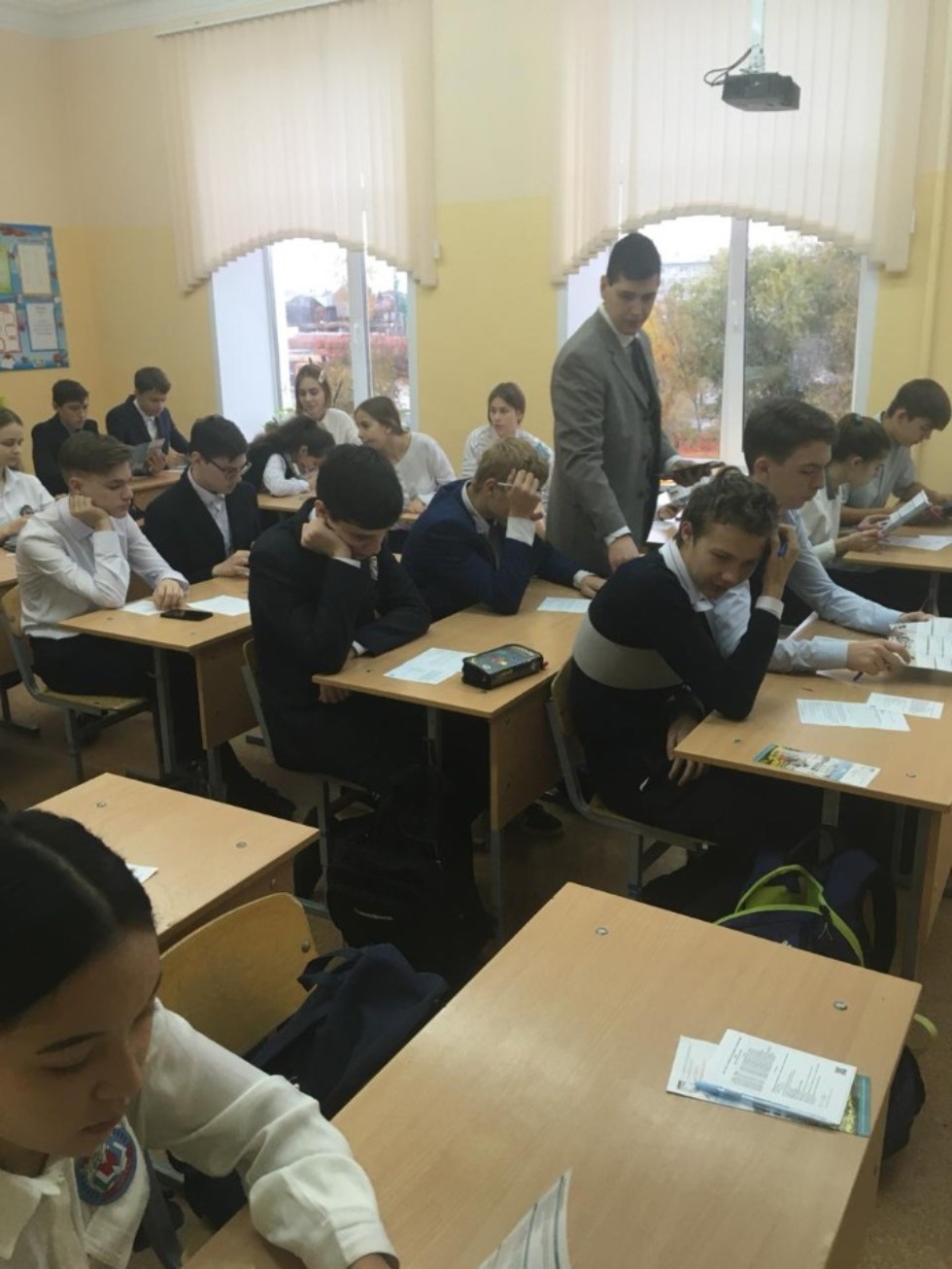 Сотрудники Института международных отношений представили образовательные программы Сотрудники Института международных отношений представили образовательные программы