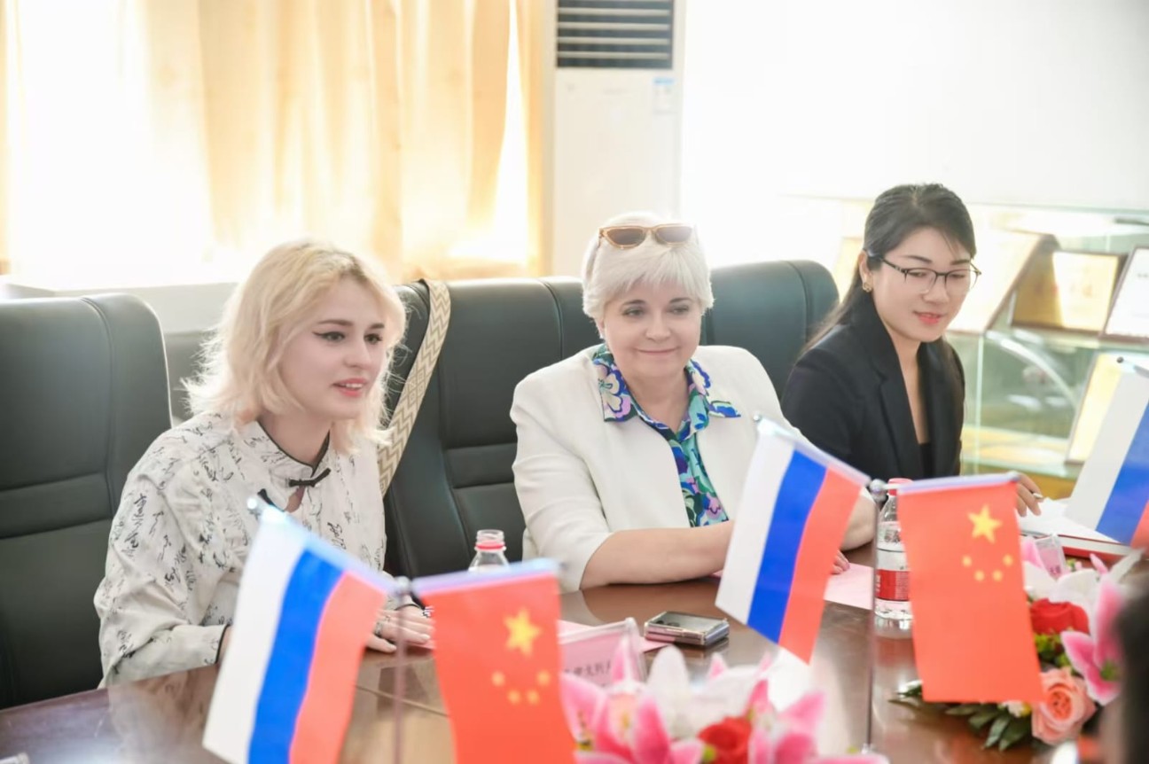 Делегация ИМОИиВ посетила Китайскую Народную Республику. Делегация ИМОИиВ посетила Китайскую Народную Республику.