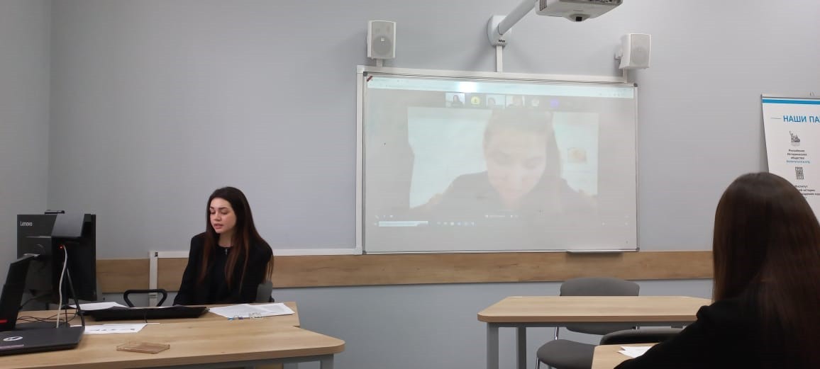 В ИМО КФУ завершила работу традиционная Международная школа-конференция для молодых ученых В ИМО КФУ завершила работу традиционная Международная школа-конференция для молодых ученых