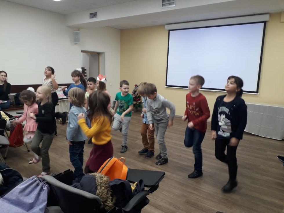 Детский театр КФУ 'Радуга' готовится к новой премьере Детский театр КФУ 'Радуга' готовится к новой премьере