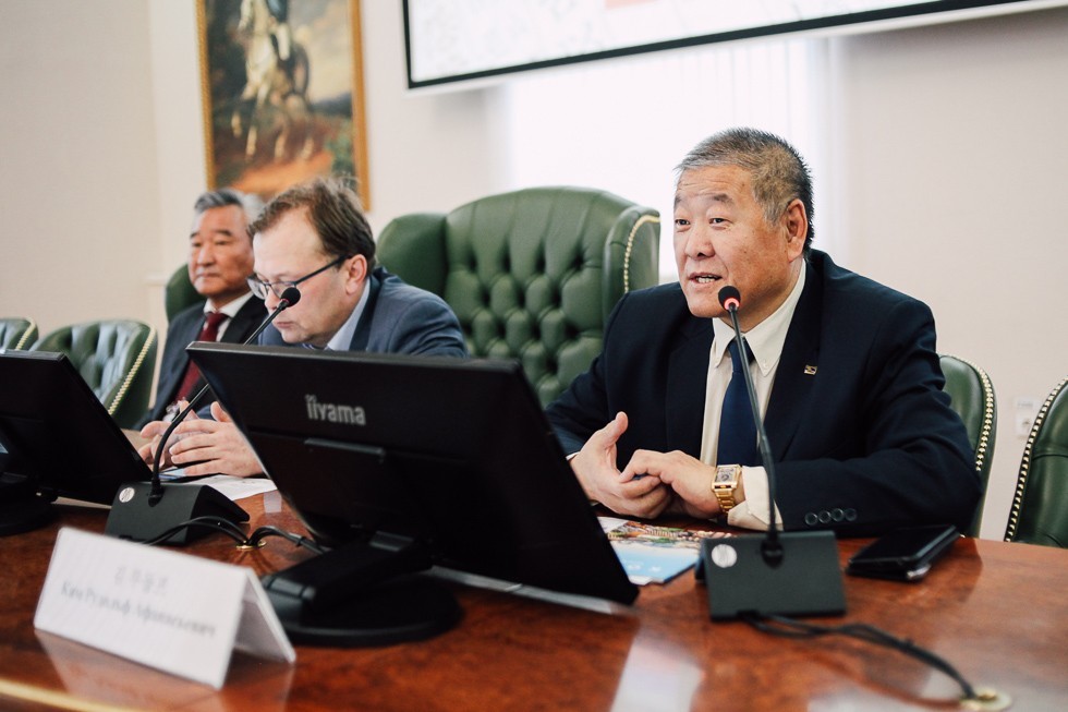 В ИМО прошел XII Международный научно-практический семинар для молодых корееведов(фоторепортаж) В ИМО прошел XII Международный научно-практический семинар для молодых корееведов(фоторепортаж)