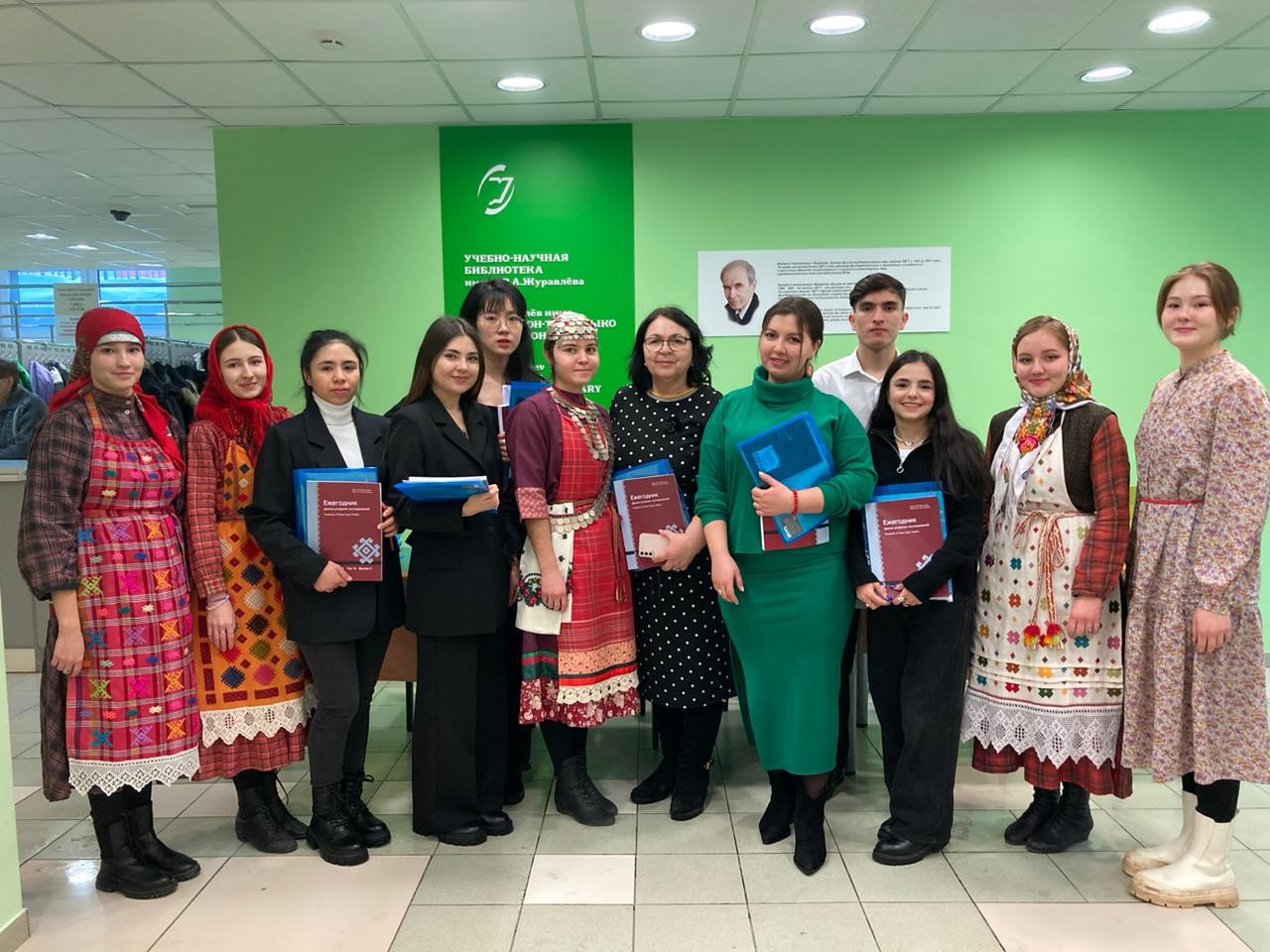 Участие преподавателей и студентов кафедры русского языка и методики его преподавания в конференции 'Просветительство в истории и современном развитии литературы, культуры и образования народов России' Участие преподавателей и студентов кафедры русского языка и методики его преподавания в конференции 'Просветительство в истории и современном развитии литературы, культуры и образования народов России'