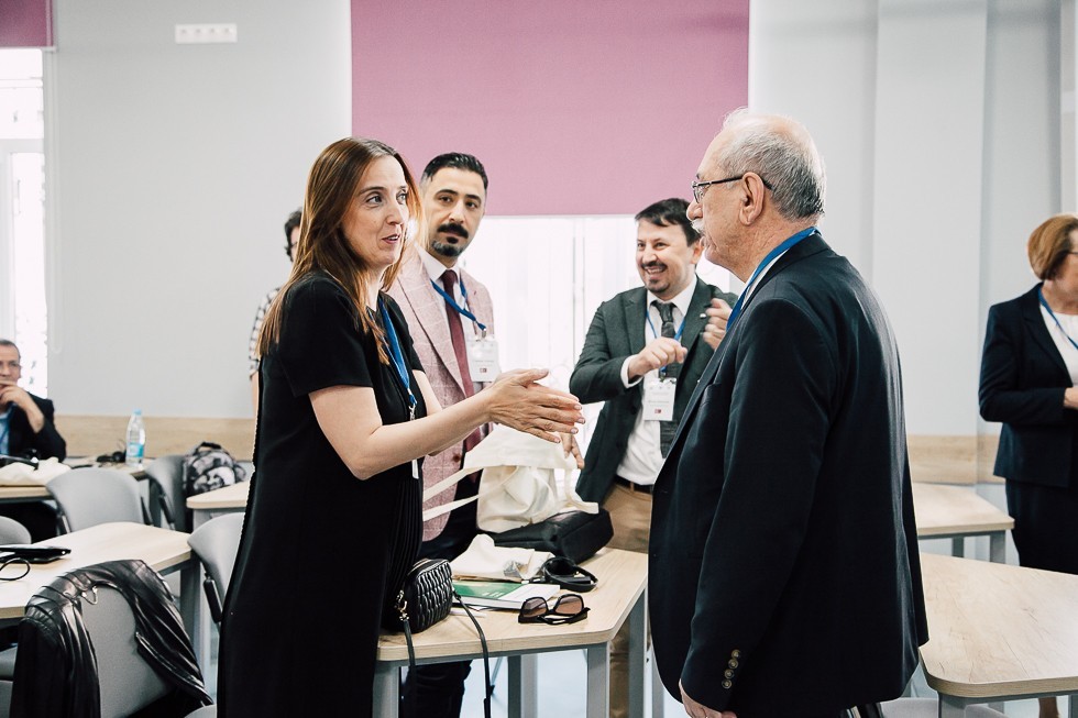 В Институте международных отношений проходит I Международный научный симпозиум 'История и культура Золотой Орды' В Институте международных отношений проходит I Международный научный симпозиум 'История и культура Золотой Орды'