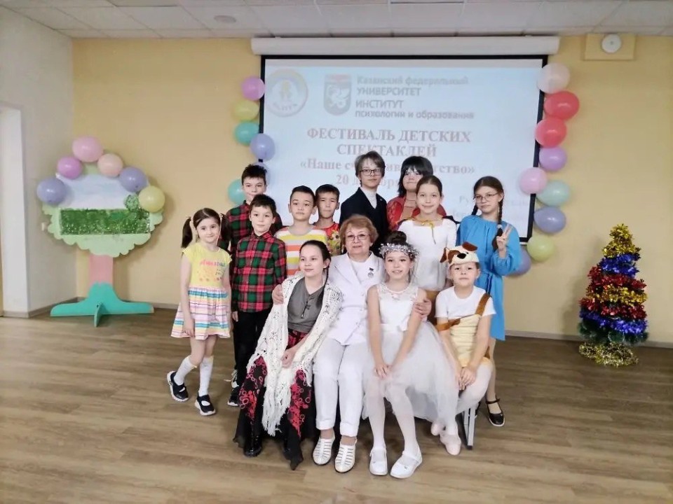 Премьера детского театра 'Радуга' 'Фестиваль детских спектаклей 'Наше счастливое детство' прошла на 'Ура'! Премьера детского театра 'Радуга' 'Фестиваль детских спектаклей 'Наше счастливое детство' прошла на 'Ура'!