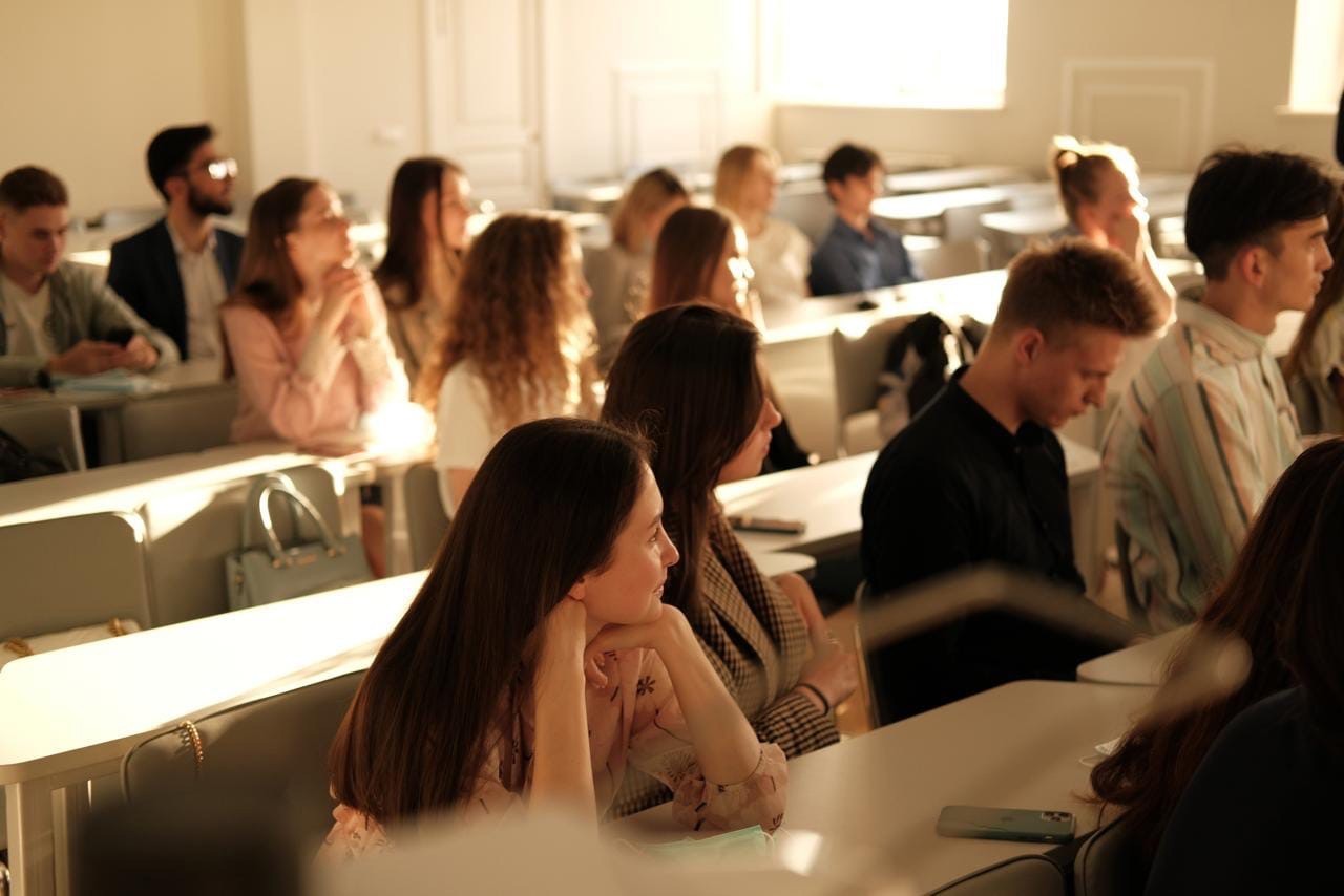 Запуск нового проекта 'Школа Наставничества' в рамках направления деятельности по развитию потенциала студентов Юридического Факультета Запуск нового проекта 'Школа Наставничества' в рамках направления деятельности по развитию потенциала студентов Юридического Факультета