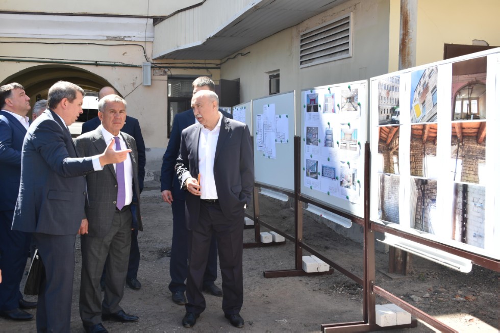 President of Tatarstan Rustam Minnikhanov inspected on-campus renovation and construction works