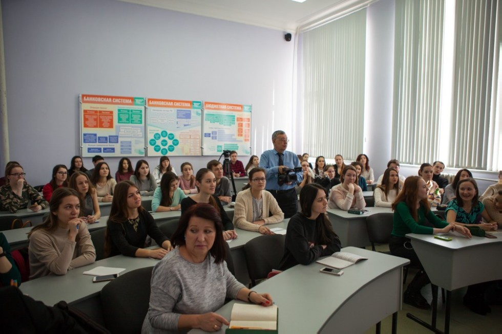 Professor from the Oxford University delivered a lecture at the Yelabuga Institute of KFU