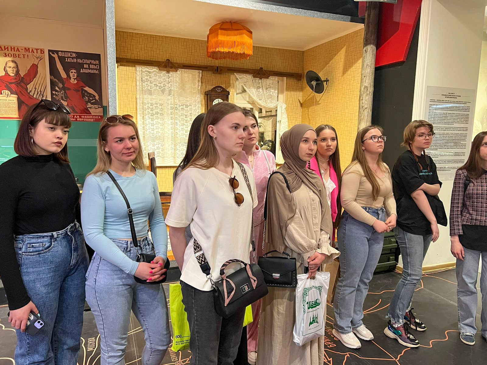 ��������� ��������� ���� � �����-�������� � ��������� ������