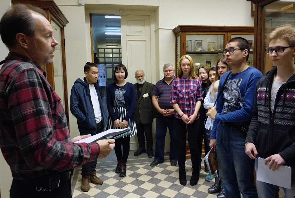 �������-����� 