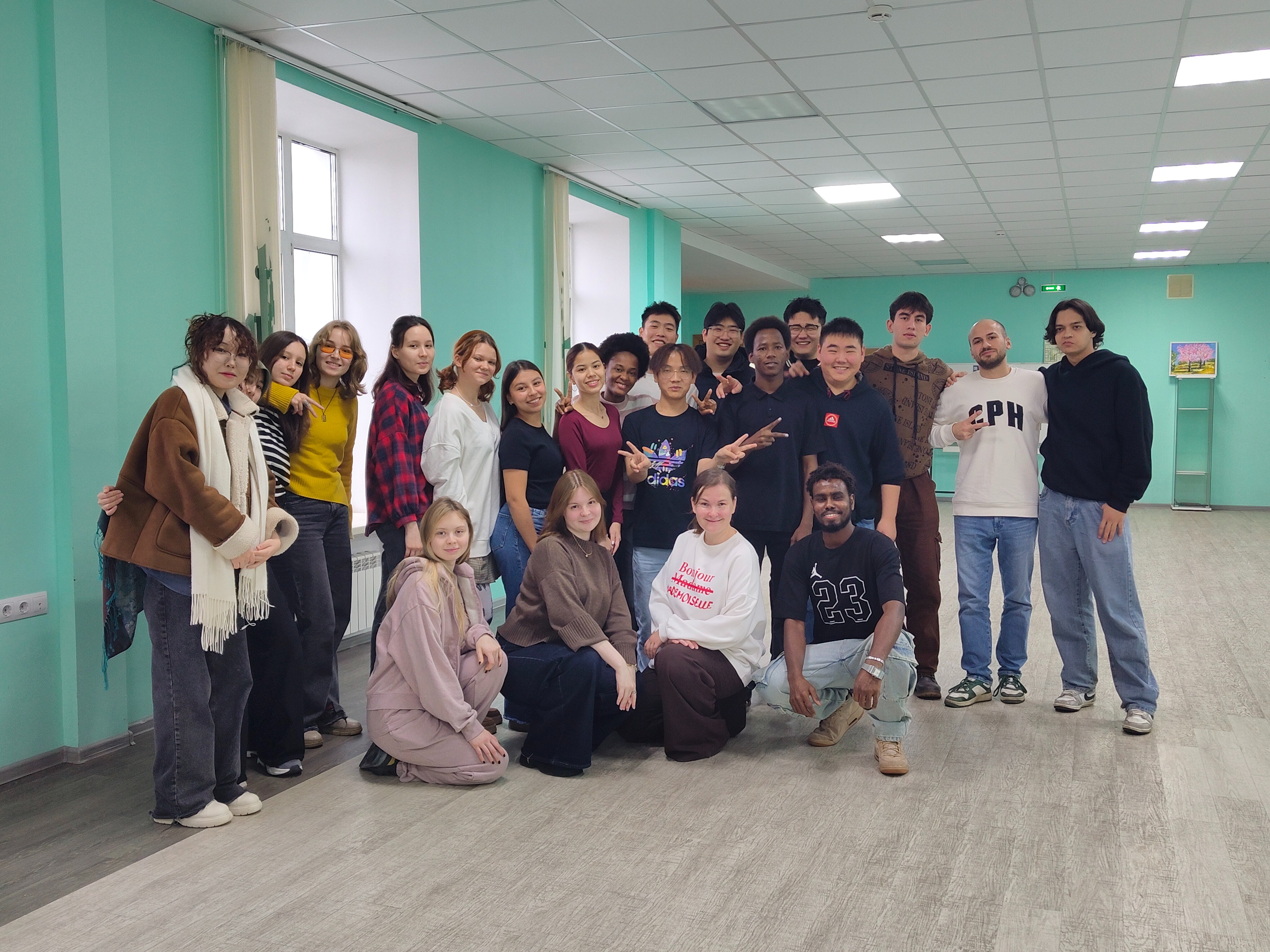 Русский клуб продолжил серию встреч Русский клуб продолжил серию встреч