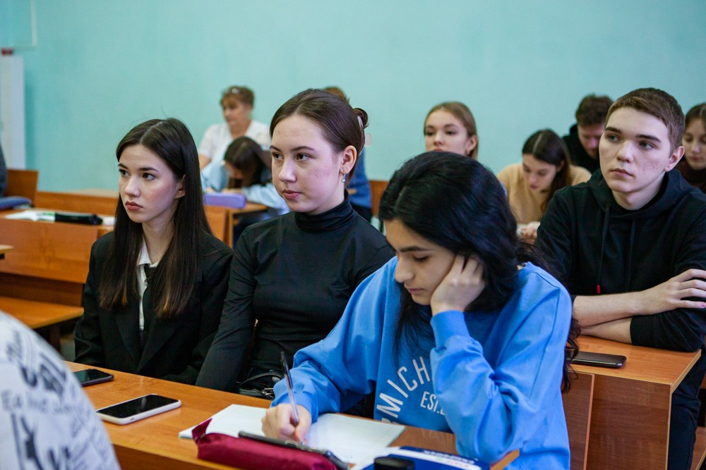 Занятия психолого-педагогических классов прошли в Елабужском институте КФУ Занятия психолого-педагогических классов прошли в Елабужском институте КФУ