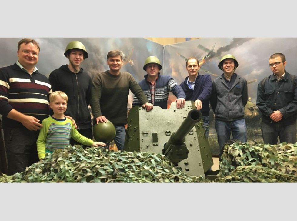 Всероссийская школа-семинар по современным проблемам физики конденсированного состояния. Глазами студента. Всероссийская школа-семинар по современным проблемам физики конденсированного состояния. Глазами студента.