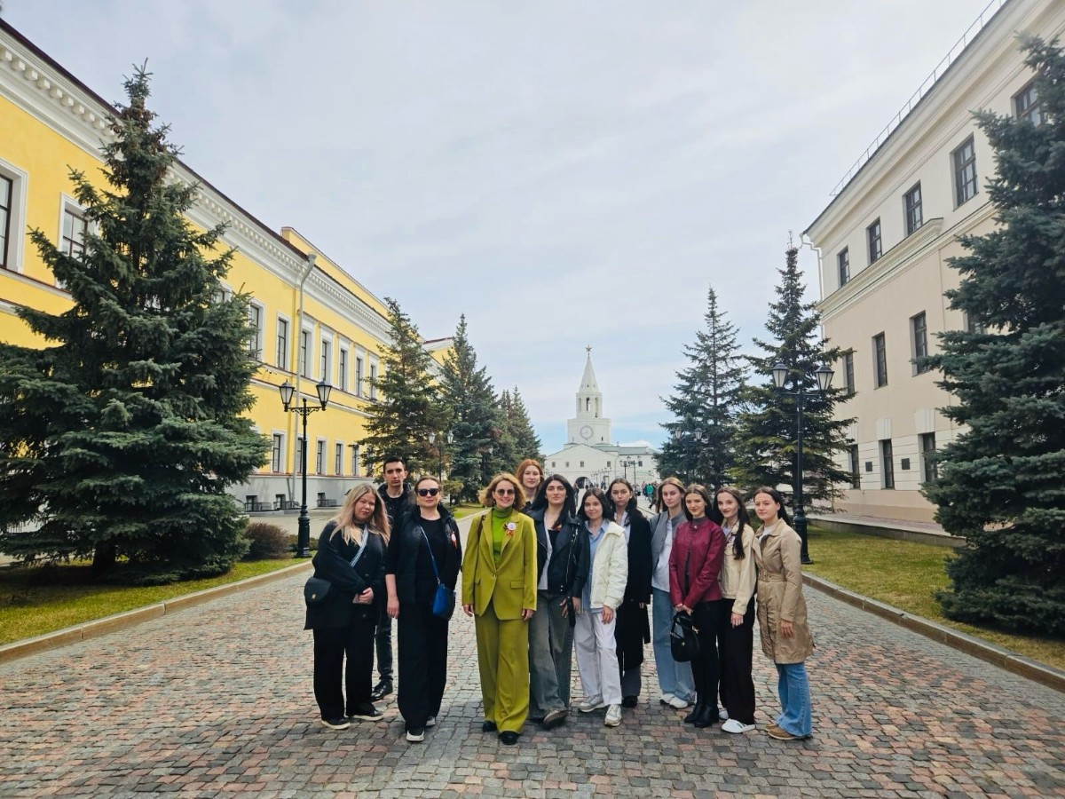 ��������� ������ ���� ����� �����������, ����������� ��������������� ������� �����, ������� � ������ � ����� 80-� ��������� ������ � ������� ������������� ����� 1941-1945 �����