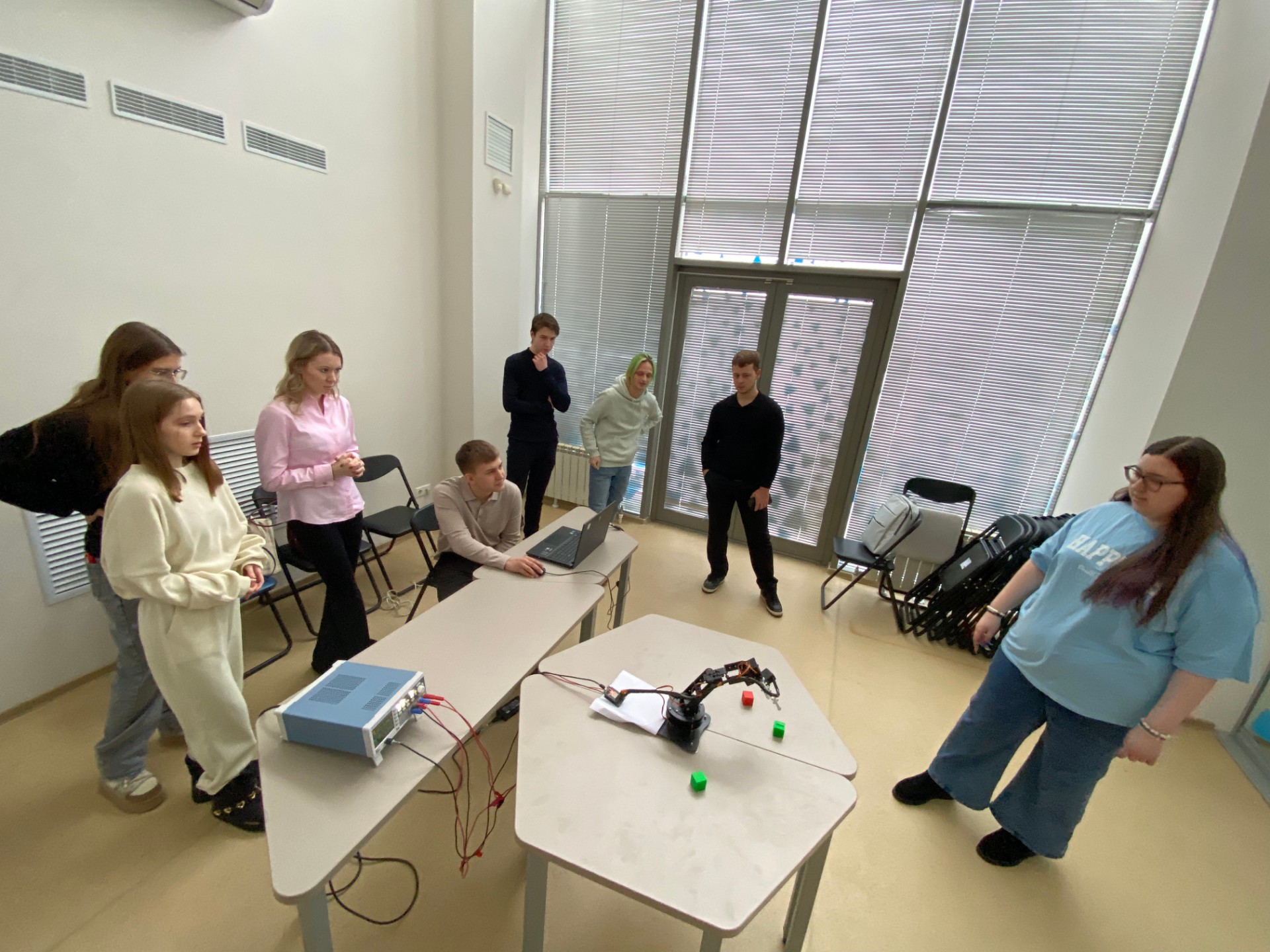 От конфликтологии до космоса: студенты КФУ приняли участие в фестивале От конфликтологии до космоса: студенты КФУ приняли участие в фестивале