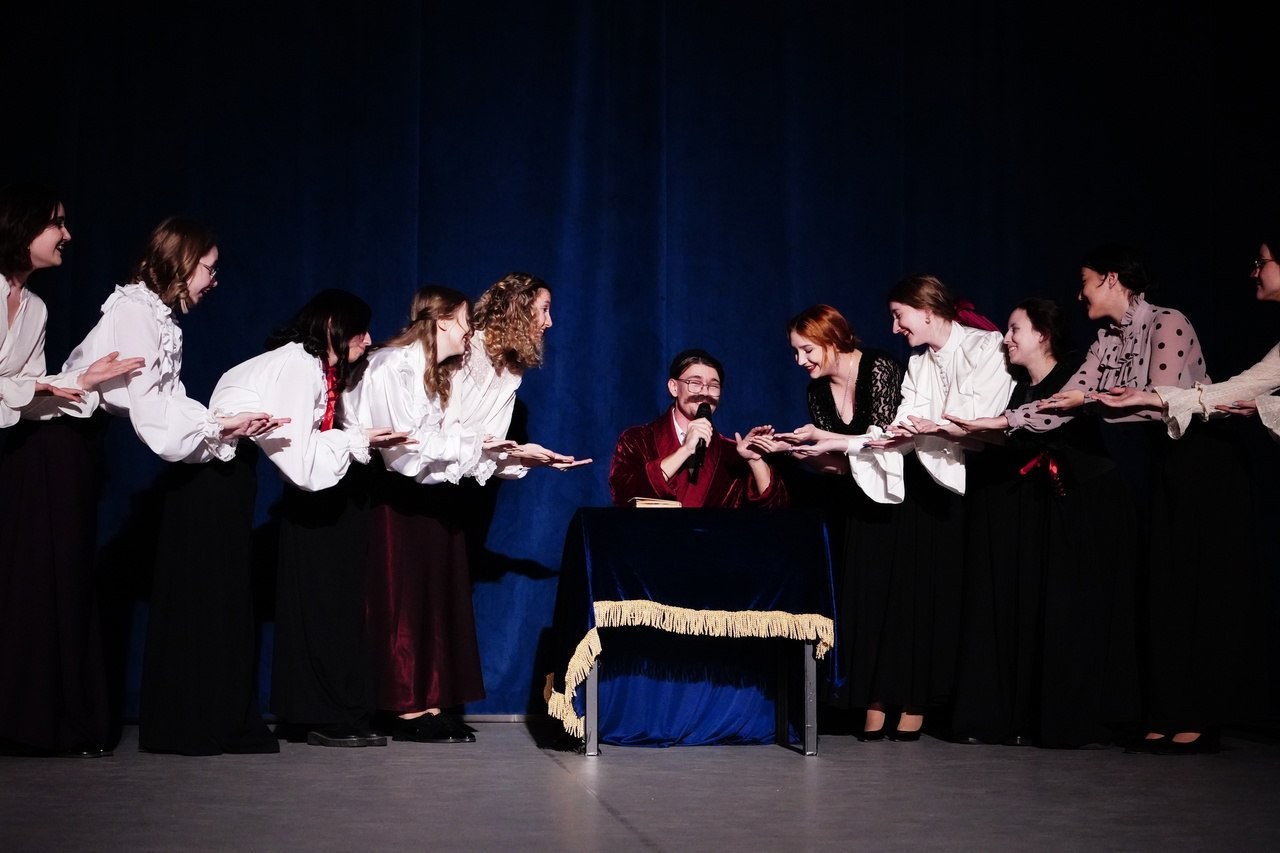 ��������