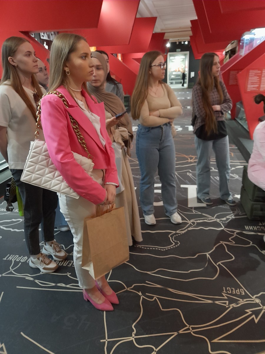 22 ����  �������� ���� ������ � ������: ������ ��������� � ����� ��������