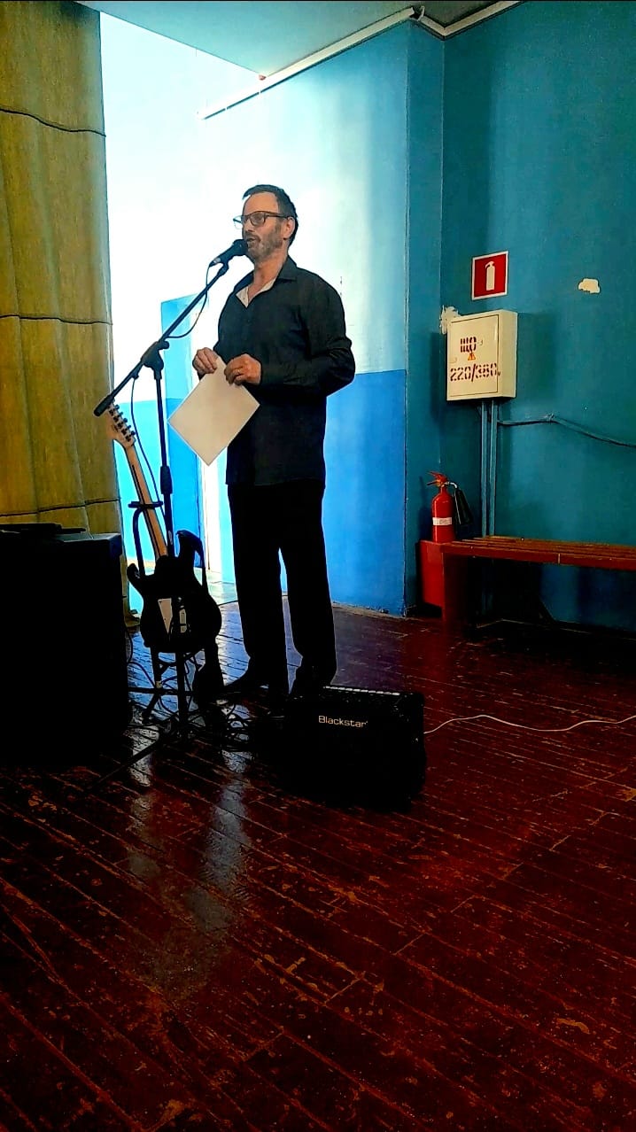 Ветераны и студенты КФУ знают и верят: ' Нам нужна одна победа, одна на всех. Мы за ценой не постоим?' Ветераны и студенты КФУ знают и верят: ' Нам нужна одна победа, одна на всех. Мы за ценой не постоим?'