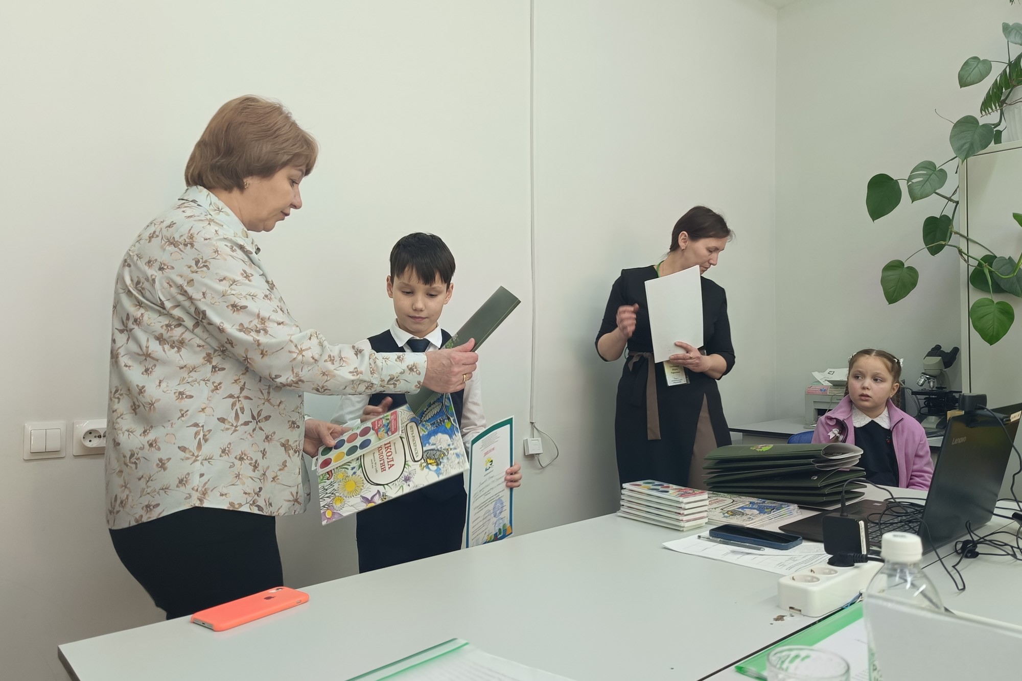 Подведены итоги республиканской конференции юных исследователей 'От школьных знаний к научному поиску' Подведены итоги республиканской конференции юных исследователей 'От школьных знаний к научному поиску'